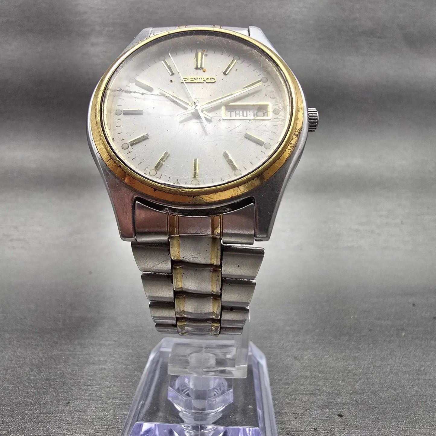 Seiko Watch Men 37mm Silver Dial Two Tone Daydate Round 7N43-9041 New Battery5