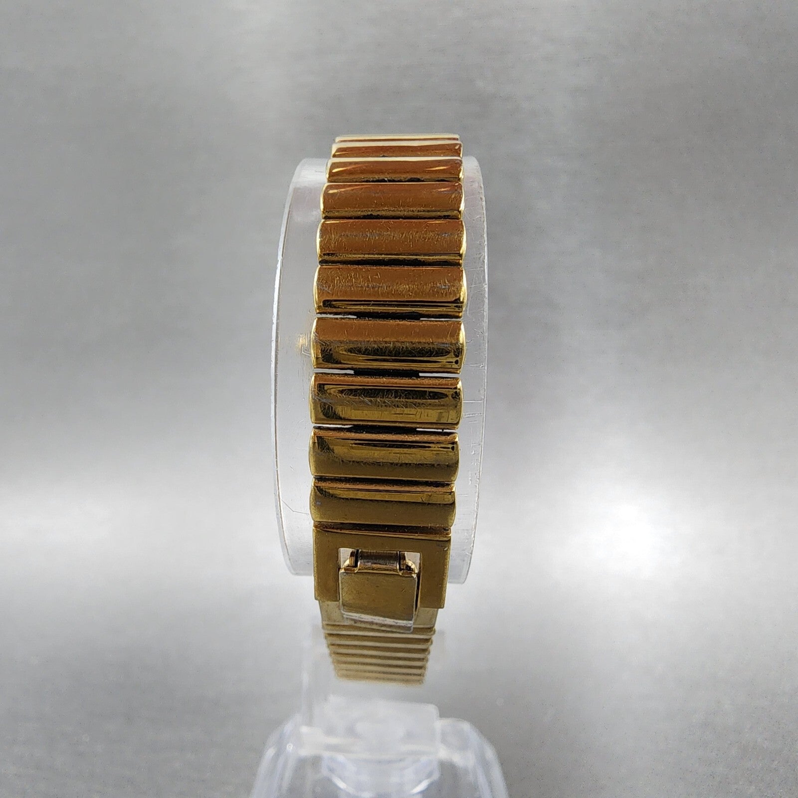 Seiko Halfmoon Watch Women 14mm Gold Dial Gold Tone Asymmetrical New Battery7