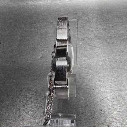 Seiko Watch Women 13mm Silver Dial Silver Tone Oval 1320-5009 New Battery7