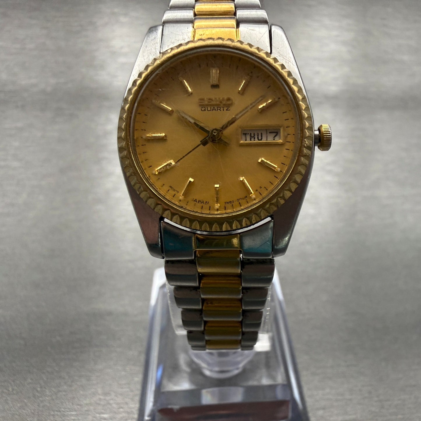Seiko Watch Women 24mm Gold Dial Two Tone Daydate Round 7N83-0041 New Battery5