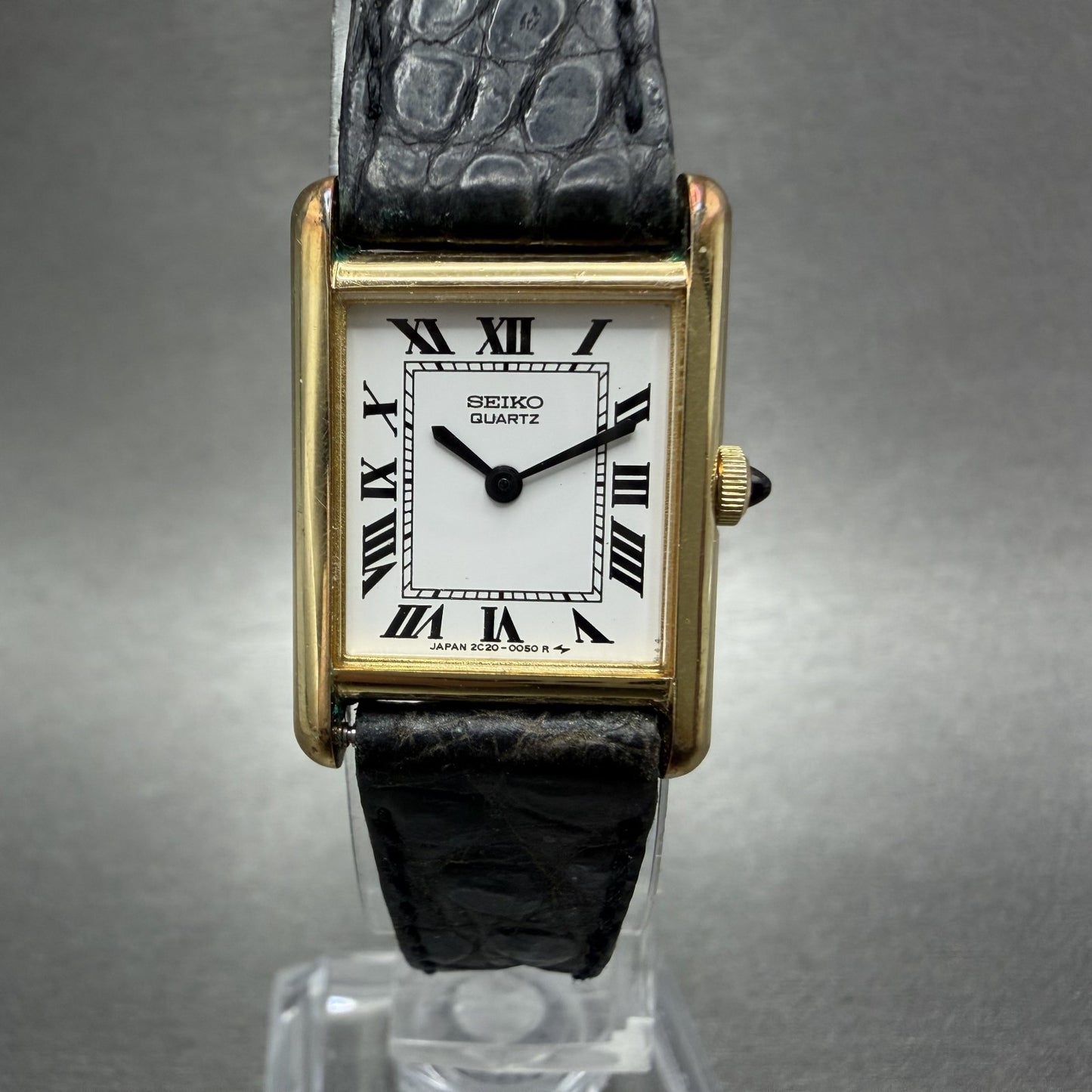 Seiko Tank watch Women 17mm White Dial Gold Tone Rectangle 2C205010 New Battery0