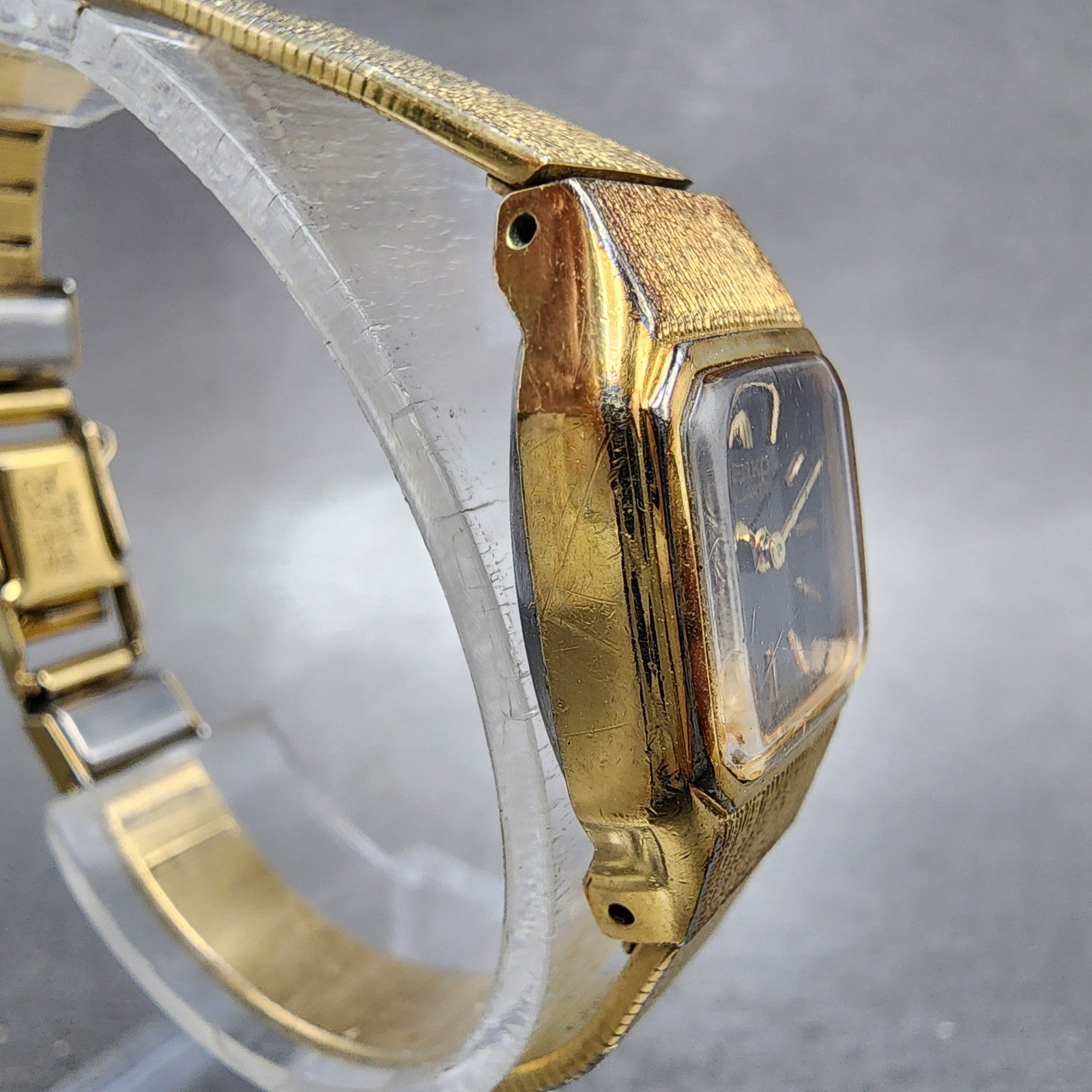 Seiko Tank Watch Women 17mm Brown Dial Gold Tone Rectangle 54205019 New Battery3