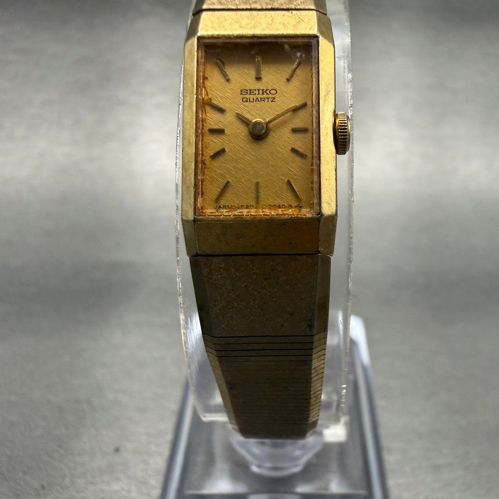 Seiko Watch Women 12mm Gold Dial Gold Tone Rectangle 2E20-5029 New Battery4