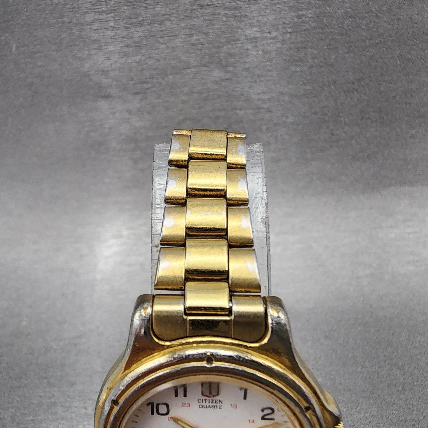 Citizen Watch Women 27mm White Dial Gold Tone Date 6010S37668 New Battery ABC124