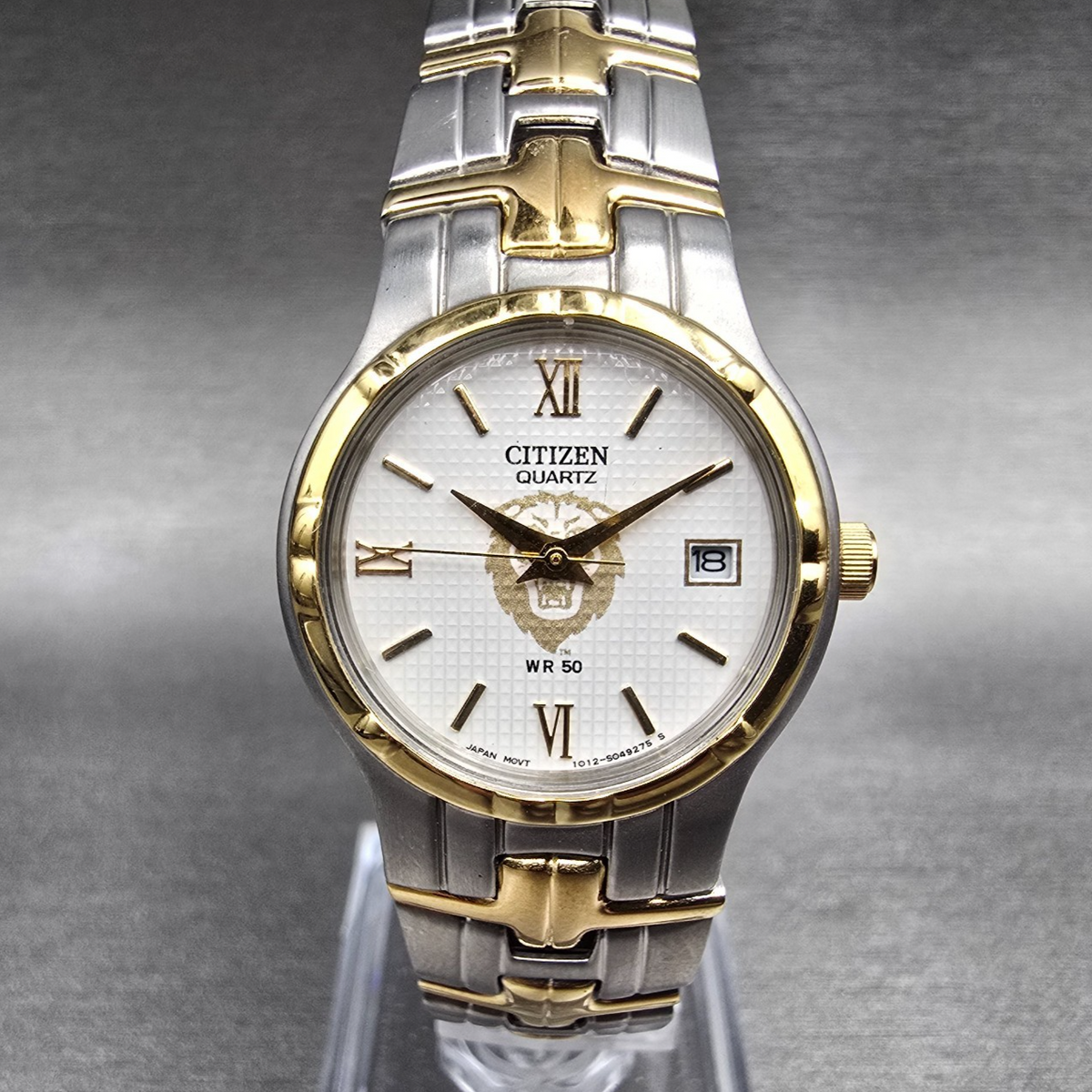 Citizen Watch Women 25mm White Dial Two Tone Date Round 1012 New Battery0