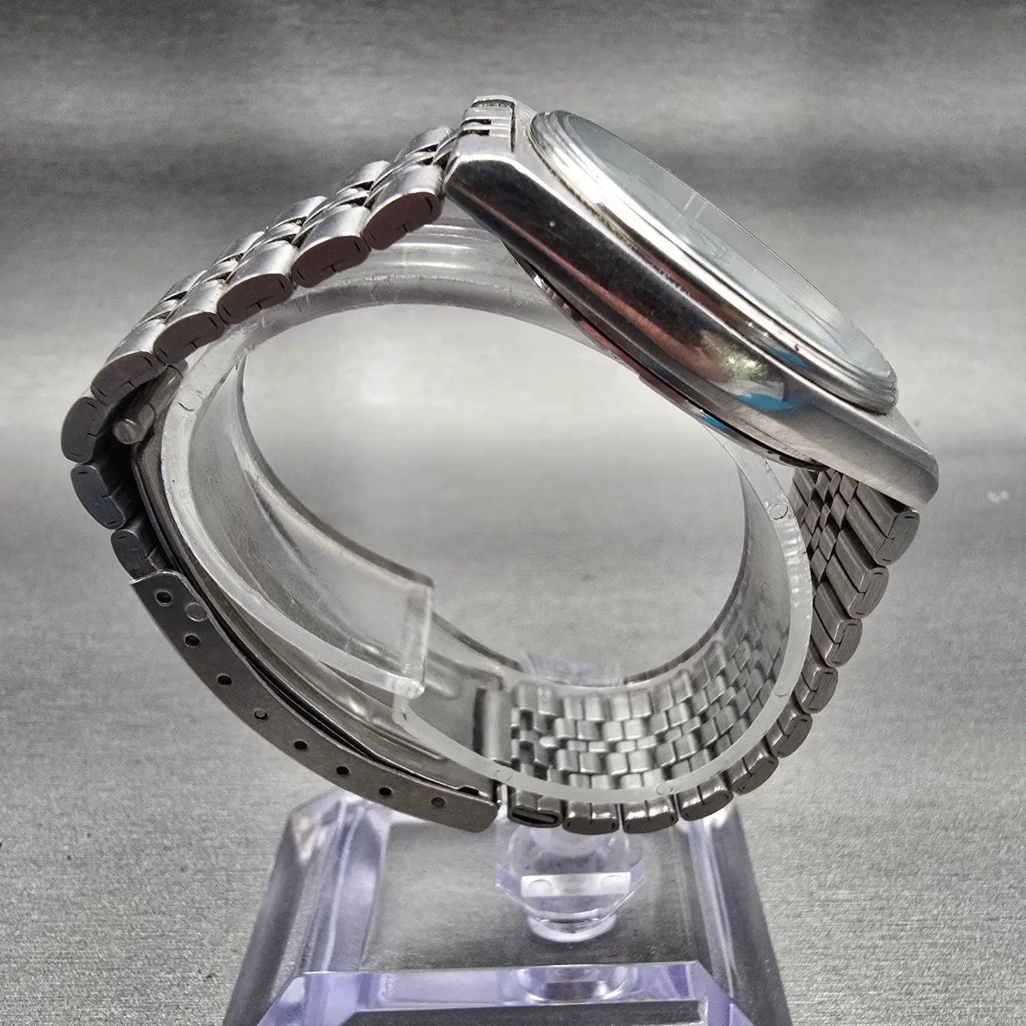 Seiko SQ Watch Men 34mm Silver Dial Silver Tone Daydate Round 6923-7039 New Batt8