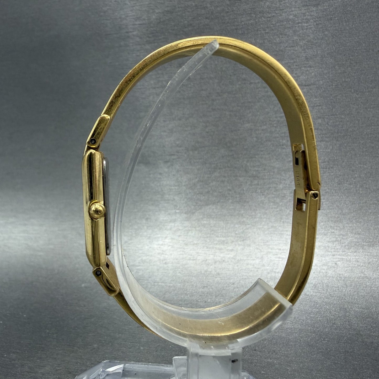 Givenchy Tank Watch Women 17mm Gold Dial Gold Tone Rectangle New Battery6