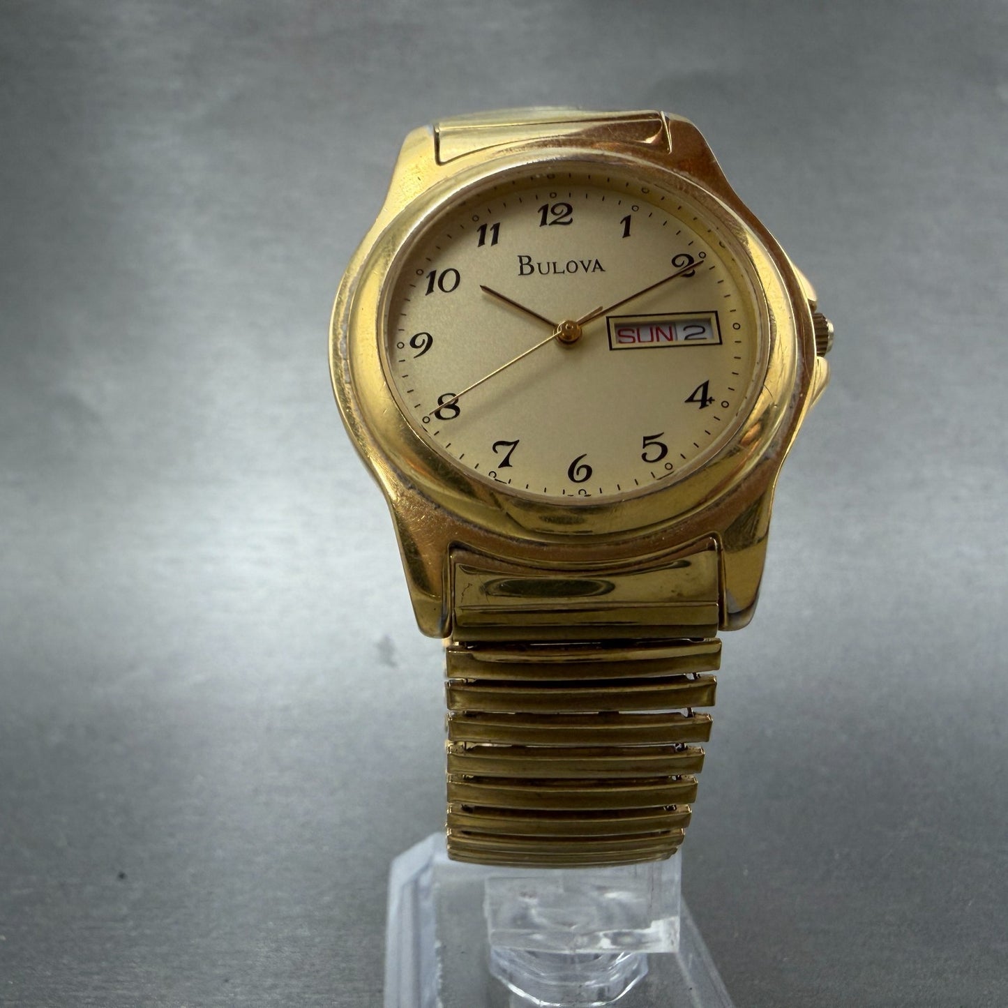 Bulova Watch Men 35mm Champagne Dial Gold Tone Daydate Round 97C27 New Battery5