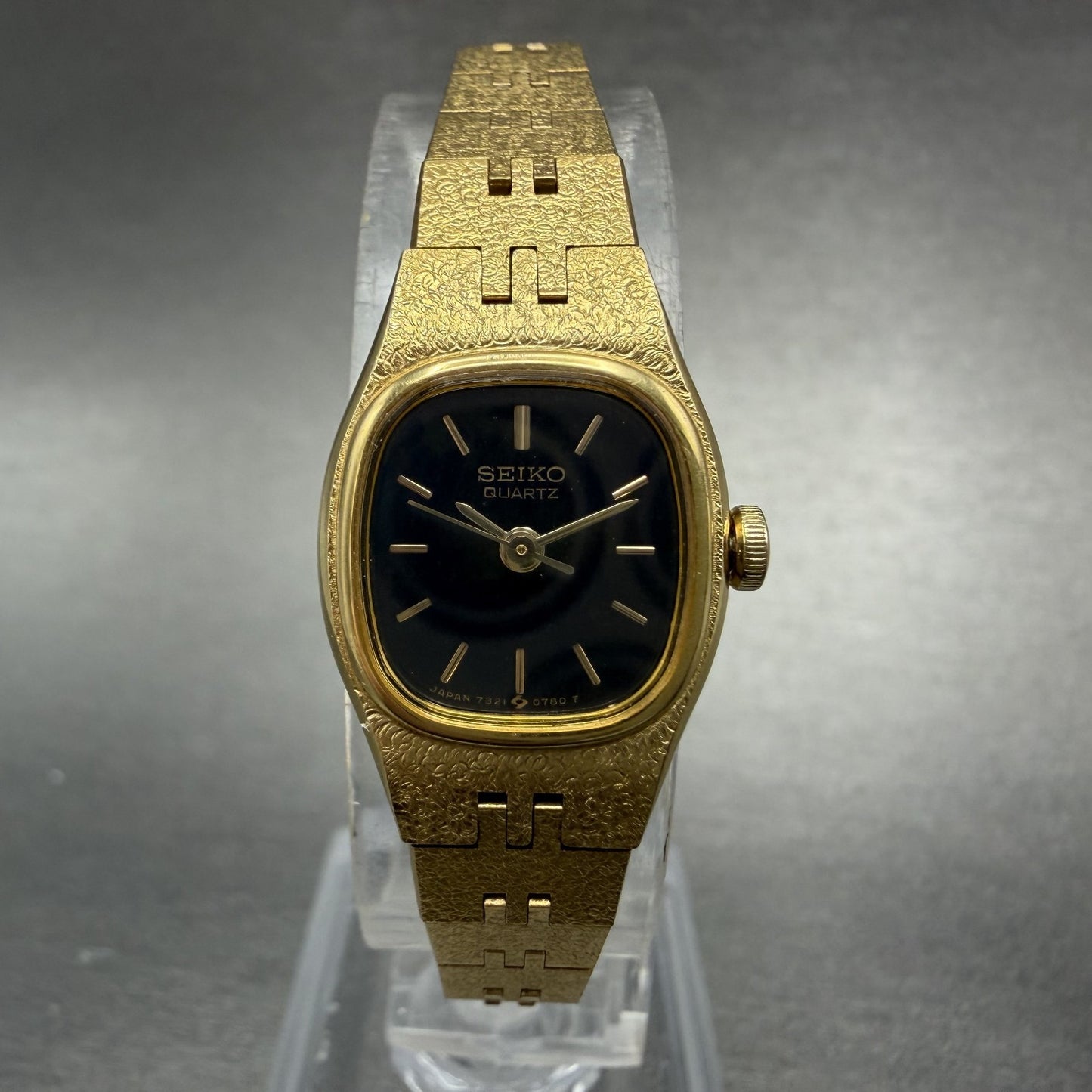 Seiko Watch Women 17mm Black Dial Gold Tone Rectangle 7321-5399 New Battery0