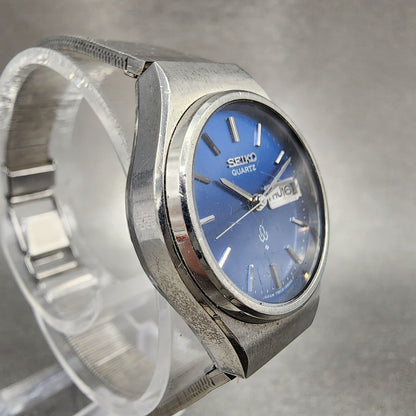 VTG Seiko Watch Women 24mm Blue Dial Silver Tone Daydate Round 79030020 NewBat3