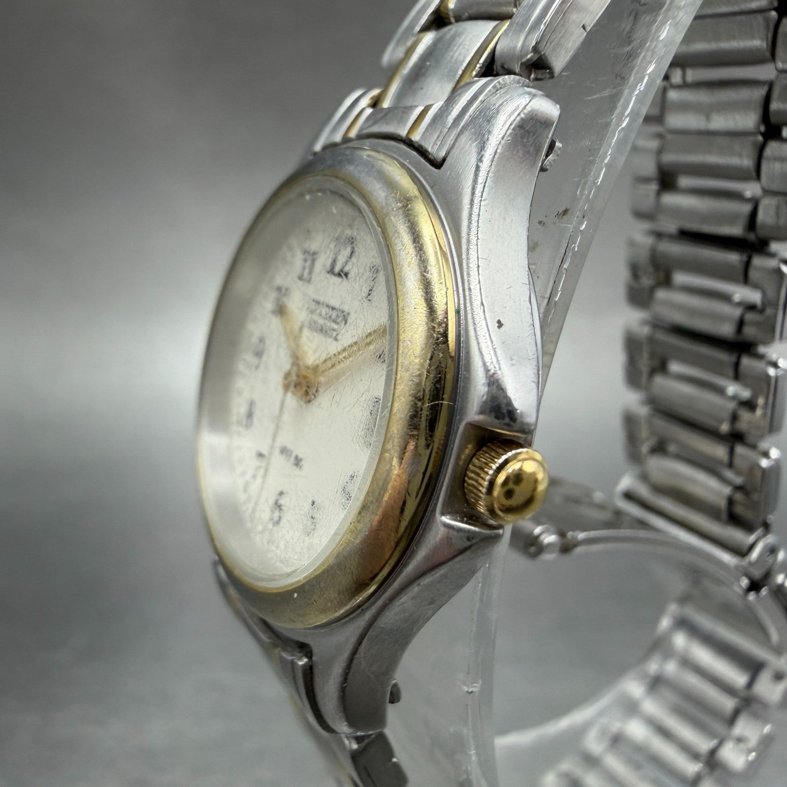 Citizen Watch Women 24mm Cream Dial Two Tone Date Round 1012-S038375 New Batt OP3