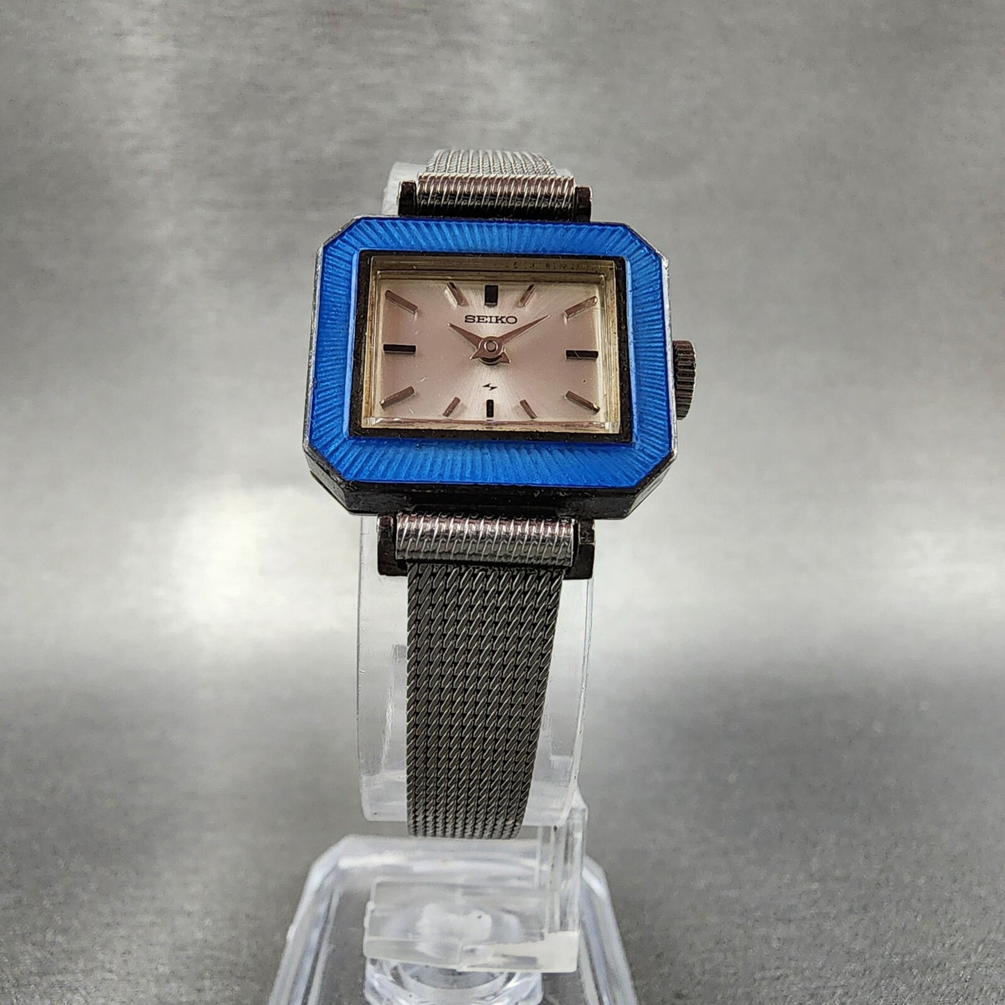 VTG Seiko Watch Women 22mm Silver Dial Blue bezel Silver Case Octagon Runs5