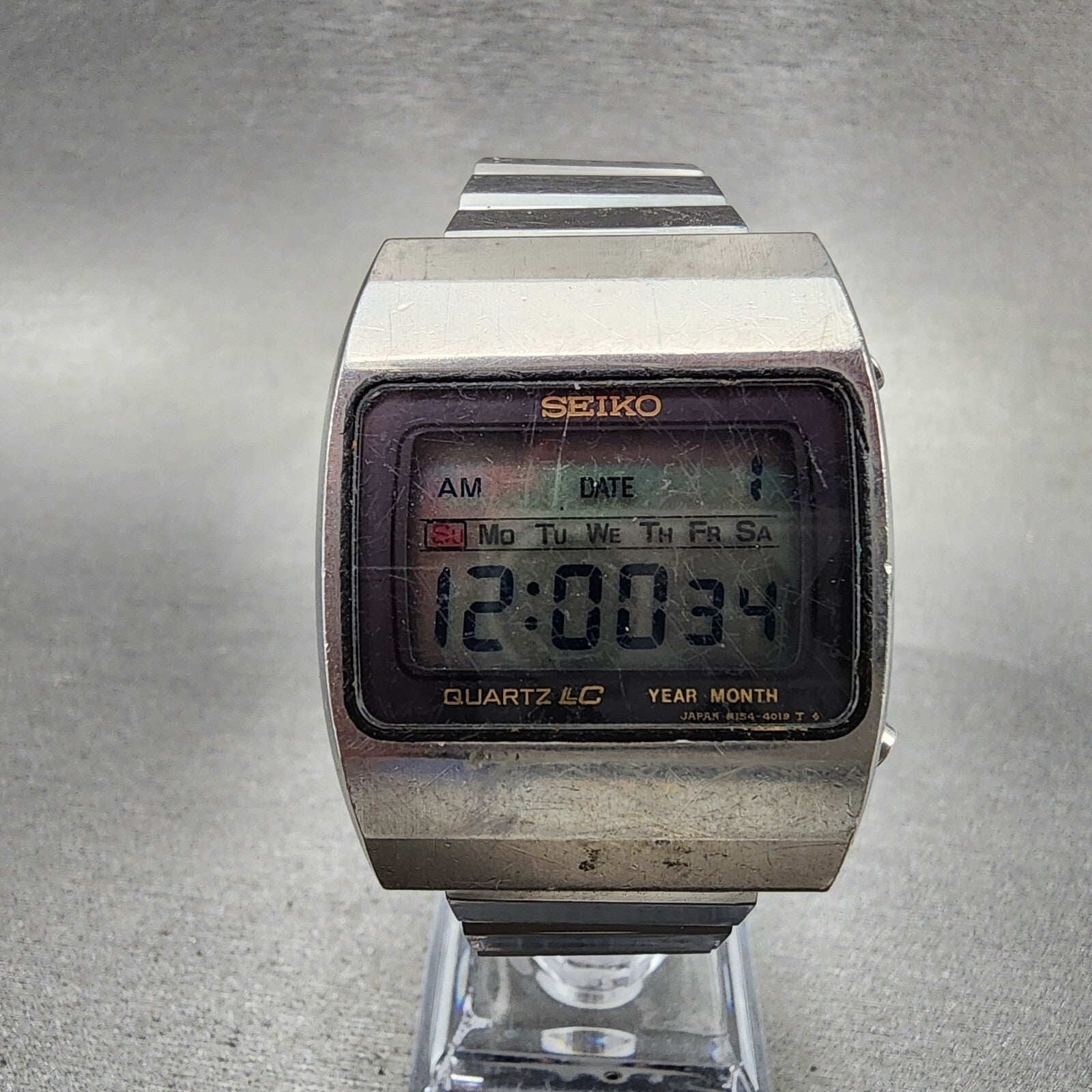 Seiko Digital Watch Men 34mm LCD Silver Tone Rectangle M1544019 PARTS0