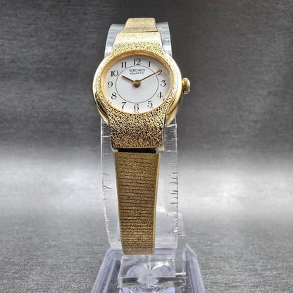 Seiko Watch Women 18mm White Dial Gold Tone Round 2Y00-0A49 New Battery Vintage5