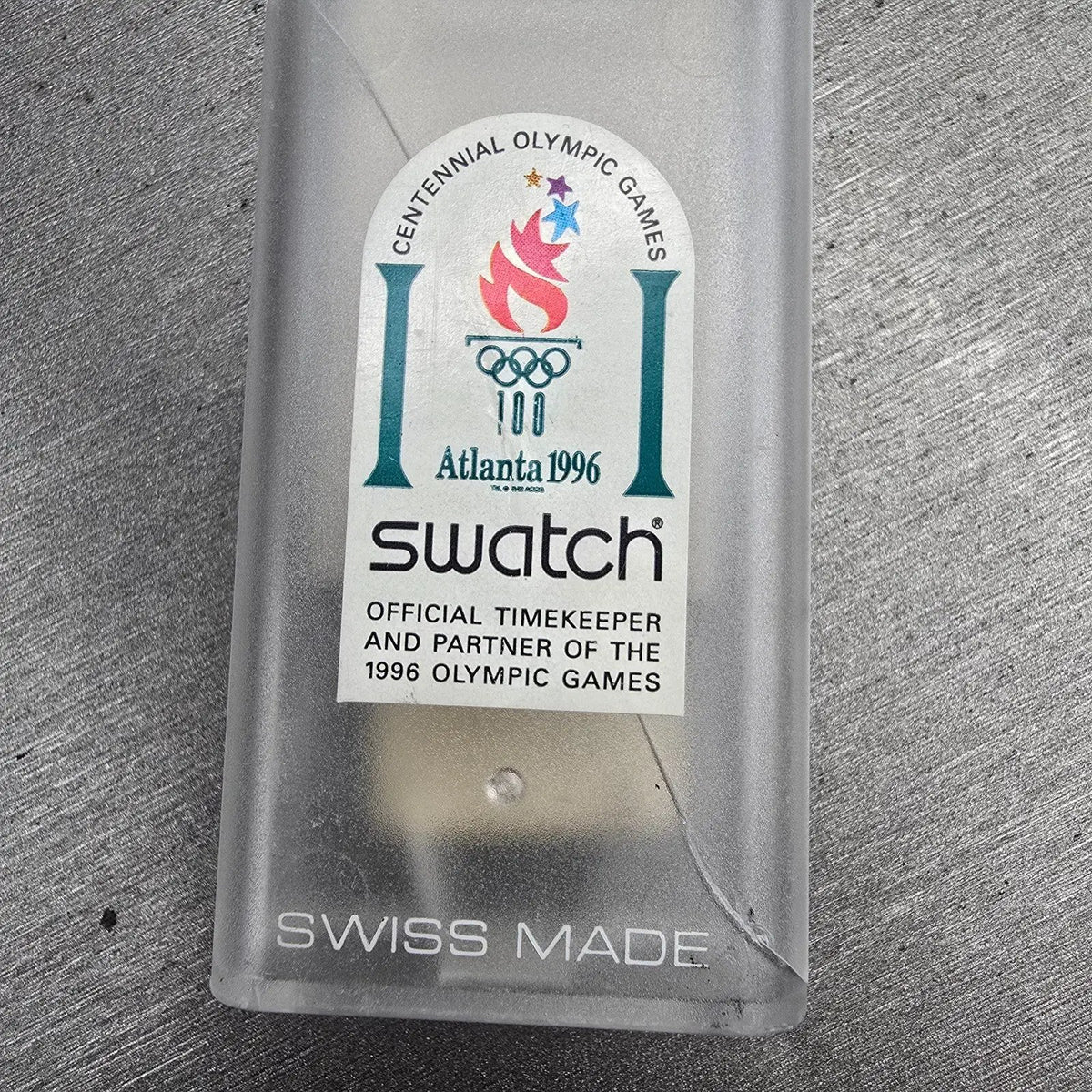 Swatch Tai Sun Watch Men 34mm Silver Dial Green Case GG133 New Battery NOS18