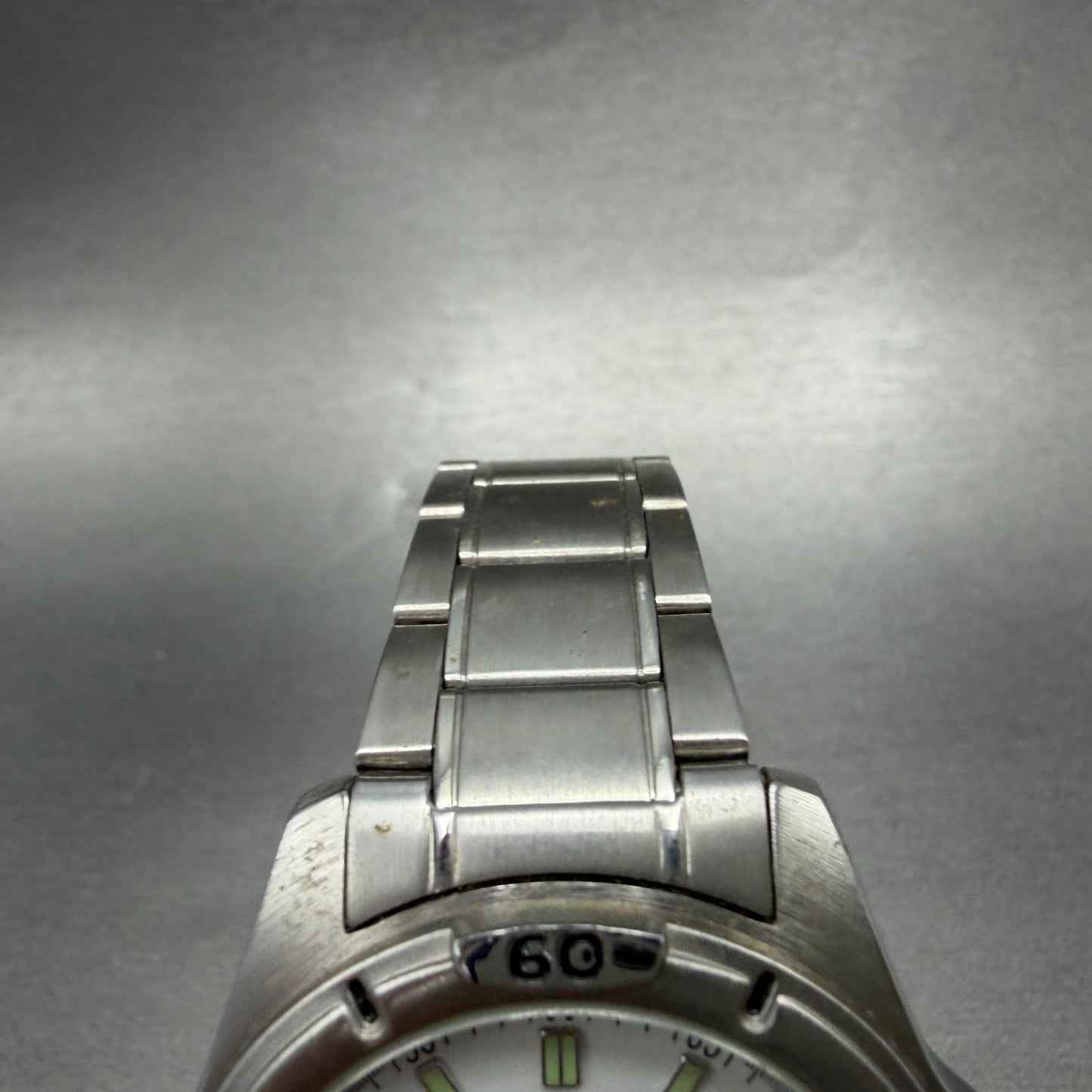 Casio Dive Watch Men 41mm White Dial Silver Tone Date Round MTP-1244 New Batt 9E4
