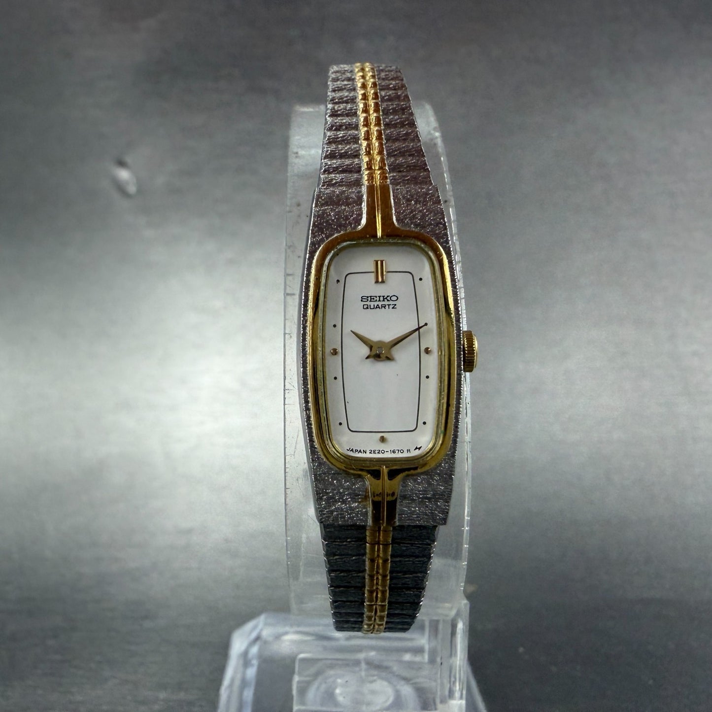 Seiko Tank Watch Women 13mm Gold Dial Gold Tone Rectangle 2E20-6319 New Battery45
