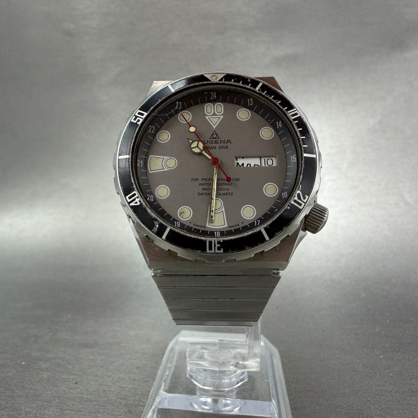 Dugena Ocean Dive Watch Men 39mm Silver Dial Steel Daydate 1.031.1.0.04 PARTS6