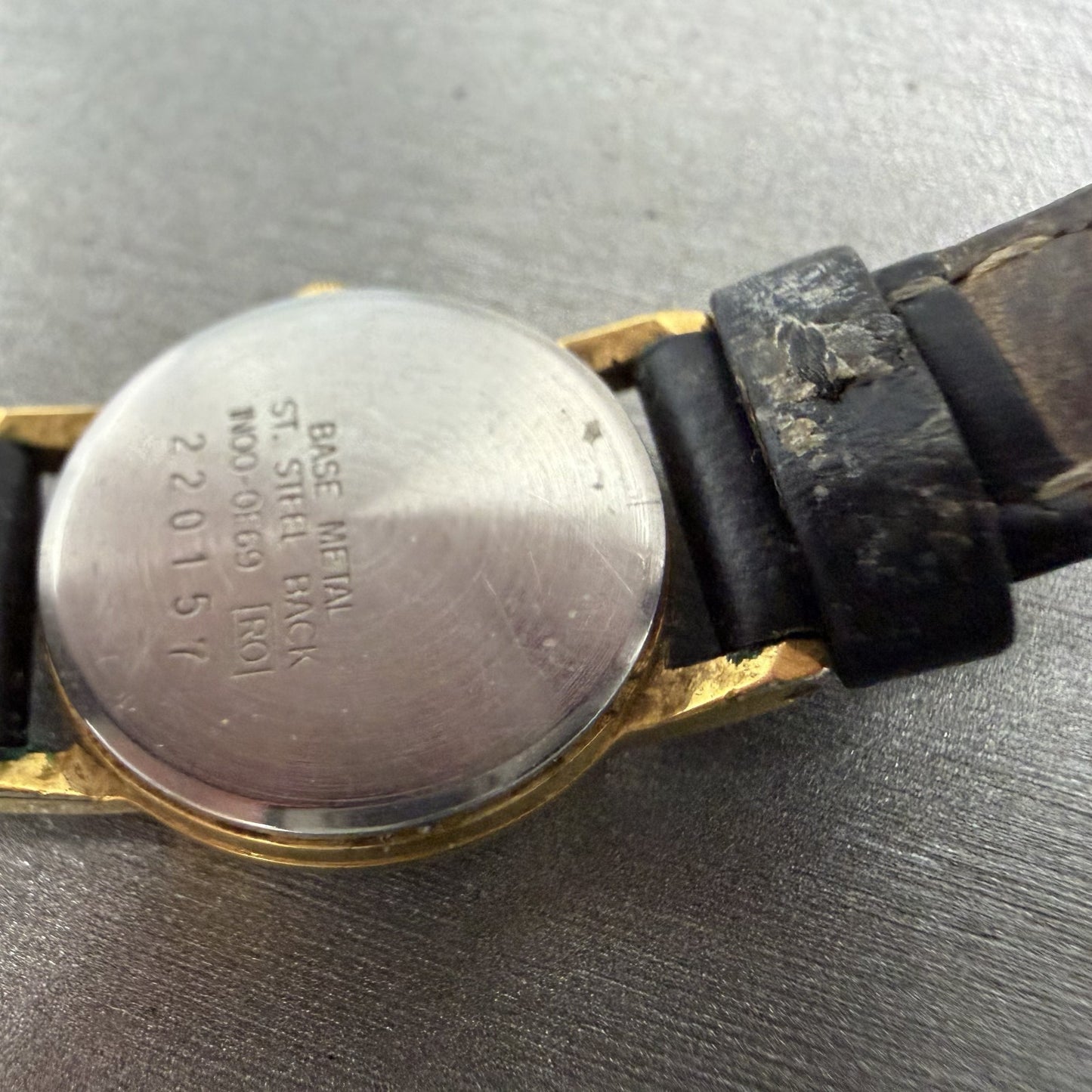Seiko Watch Women 20mm Black Dial Gold Tone Round Vintage 1N000F69 New Battery9