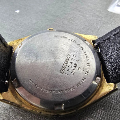 Seiko SQ Watch Men 35mm Gold Dial Gold Tone Daydate Round 8223-8029 New BatteryI9
