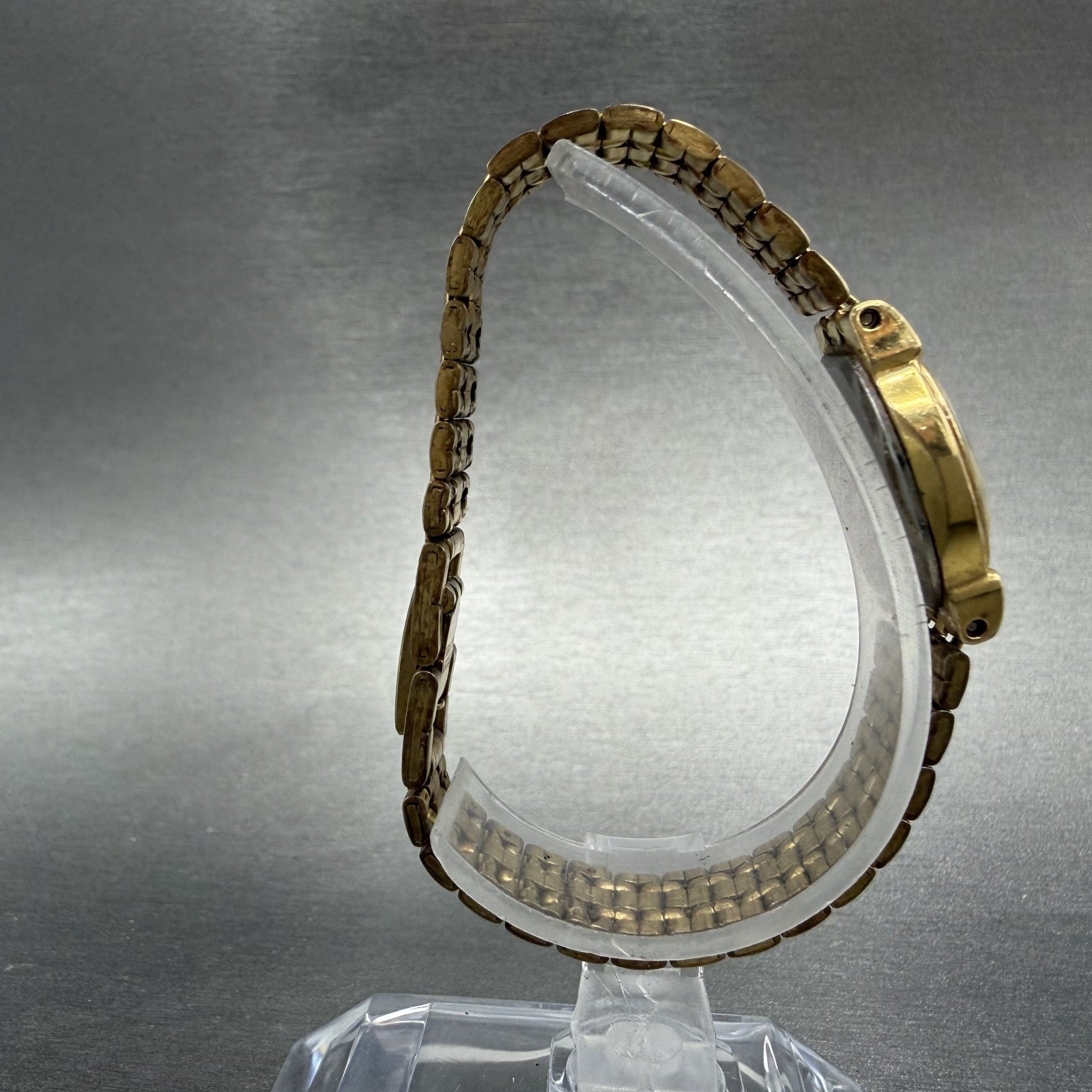 Citizen CQ Watch Women 20mm Champagne Dial Gold Tone Round 3220-K02791 New Batt9