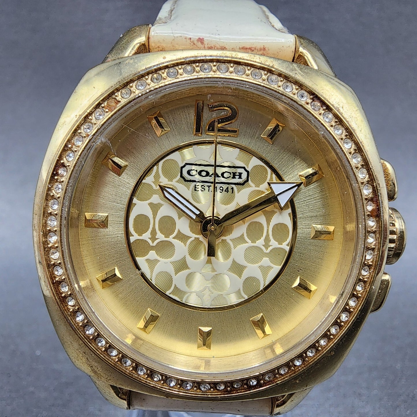 Coach Boyfriend Watch Women Champagne Dial Gold Tone Round Leather New Battery1