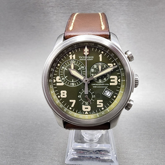 Victorinox Swiss Army Infantry Chronograph Watch Men 43mm Green Dial READ!!!!!!!0
