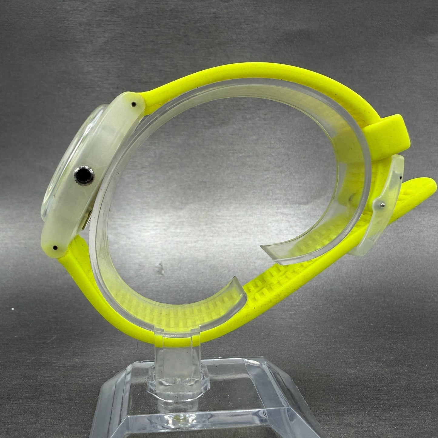 Swatch TRACOLLA Watch Men 34mm Yellow Dial Clear Case Round GK340 New Battery6