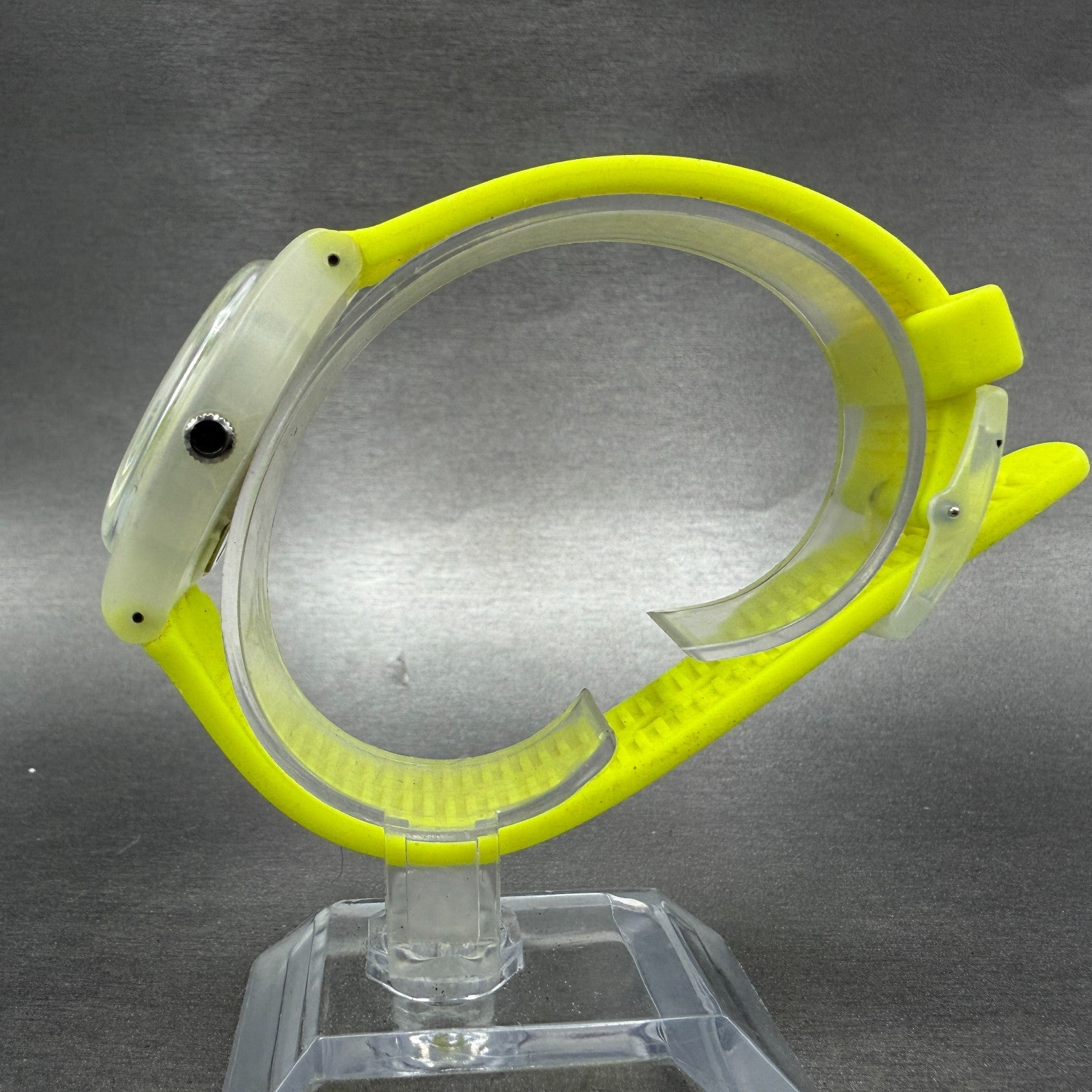 Swatch TRACOLLA Watch Men 34mm Yellow Dial Clear Case Round GK340 New Battery6