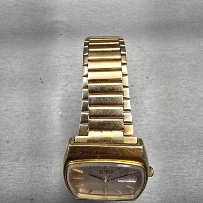 Citizen CQ Watch Men 31mm Silver Dial Gold Tone Daydate 4-711874 New Battery VTG4