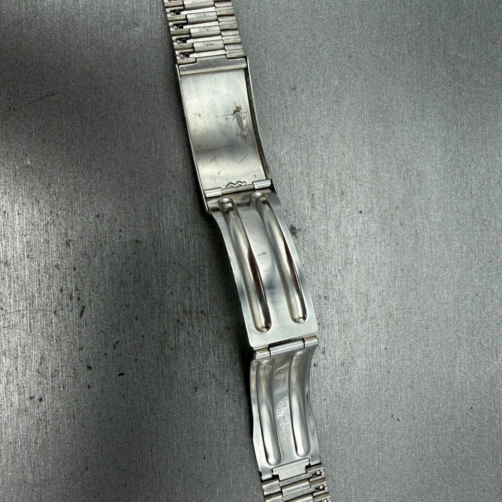 Seiko SQ Bracelet 18mm Stainless Steel Gold Tone Tri Folding Clasp Vintage Japan15