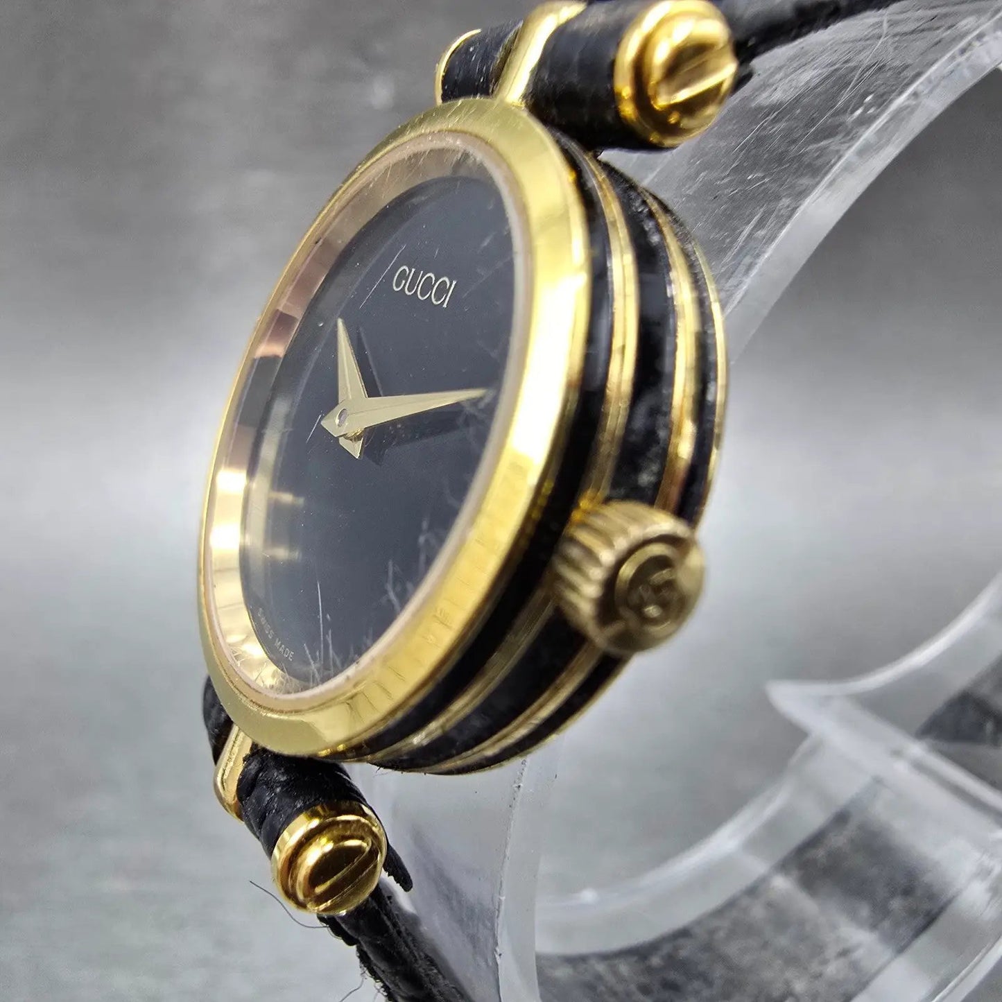 Gucci 2000L Watch Women 22mm Black Dial Gold Plated Round New Battery VTG NER2