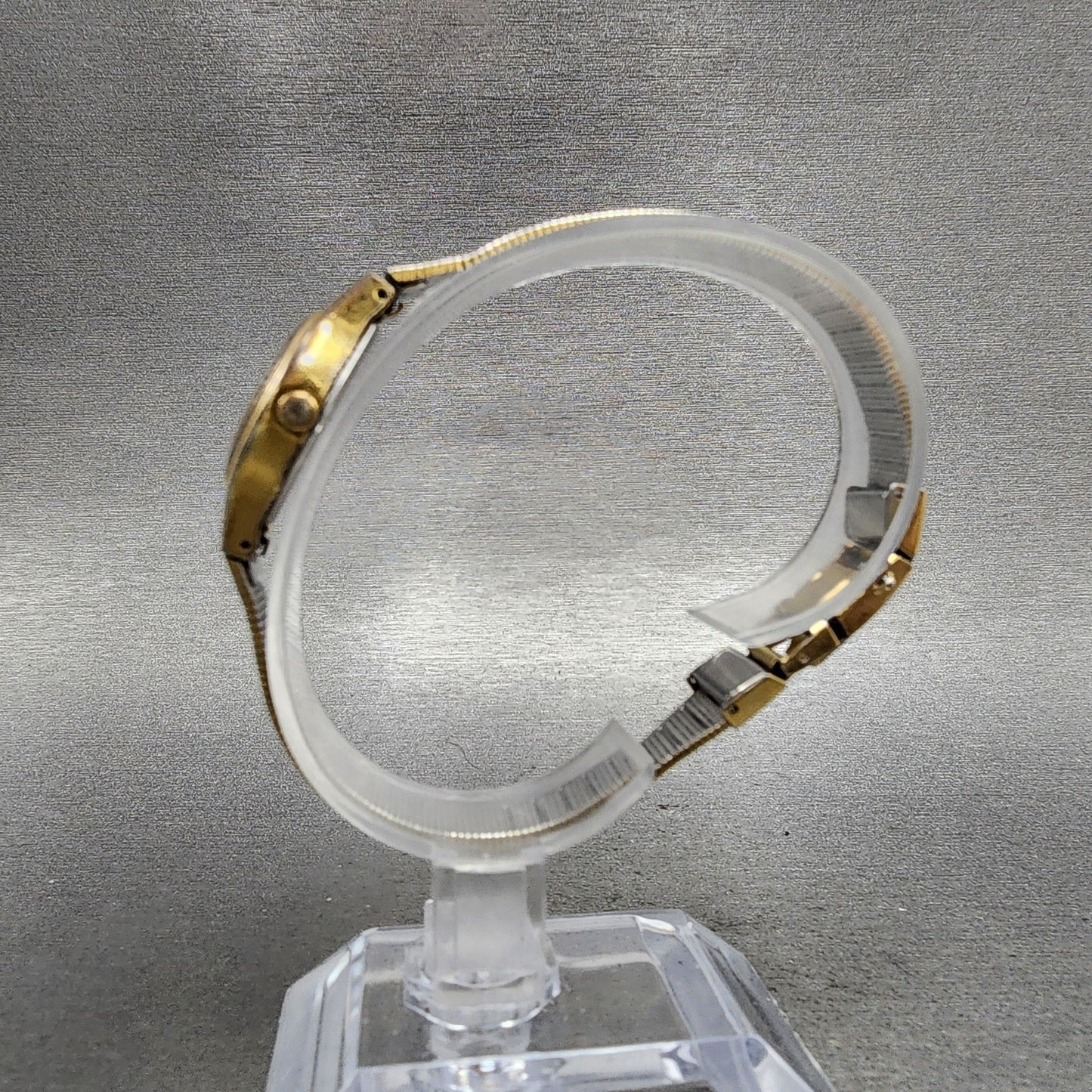 Seiko Watch Women 20mm Champagne Dial Gold Tone Round 8Y210020 New Battery6
