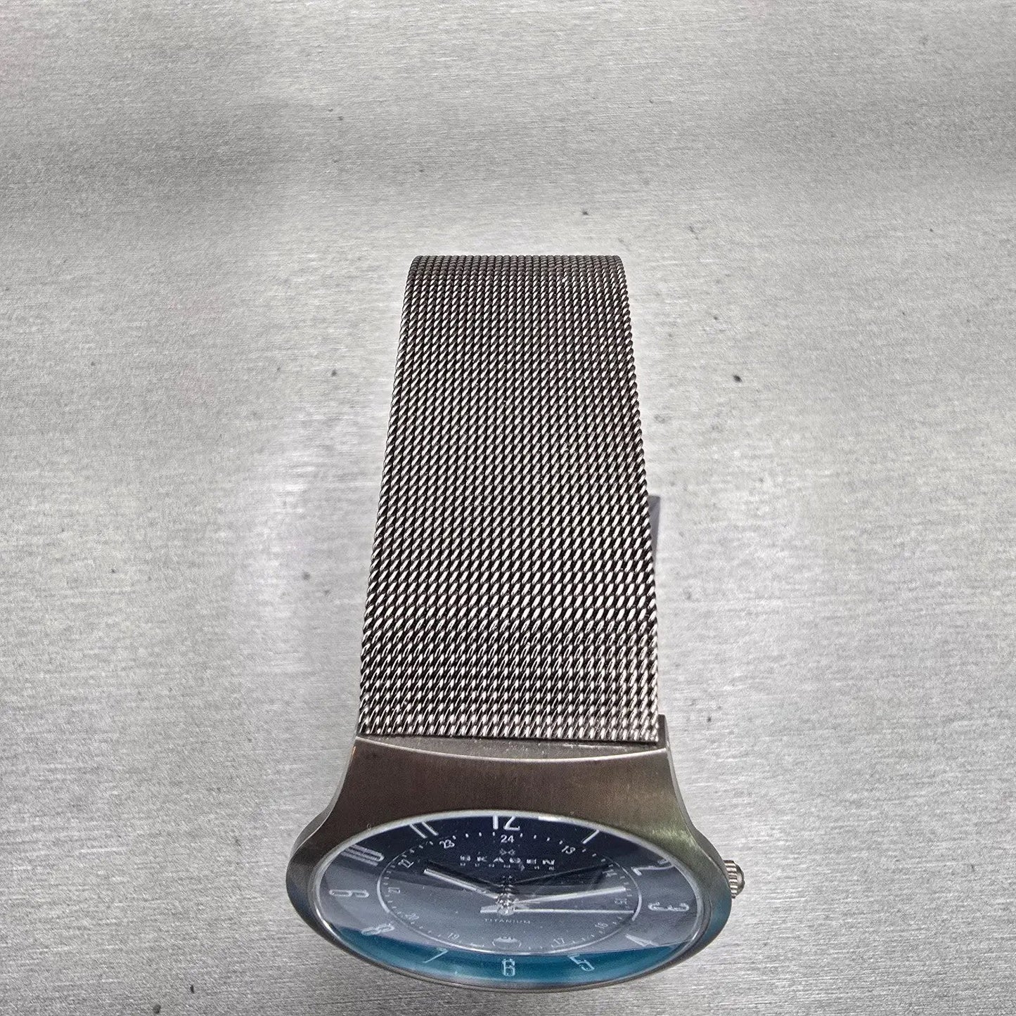 Skagen Watch Men 37mm Blue Dial Titanium Date Round 233XLTTN New Battery4