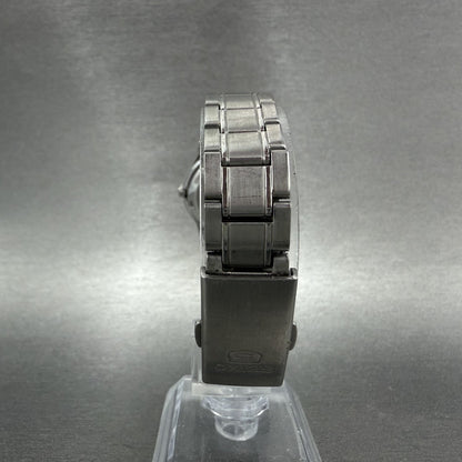 Seiko 5 Watch Women 25mm Balck Dial Stainless Steel Daydate Round 4207-01F0 Runs7