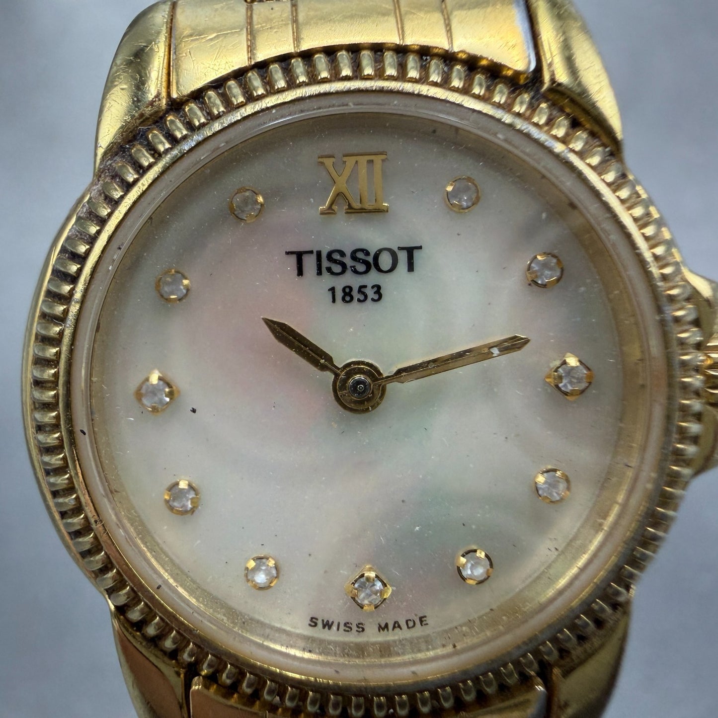 Tissot Watch Women 24mm MOP Dial Gold Tone Round C218/318C Round New Battery1