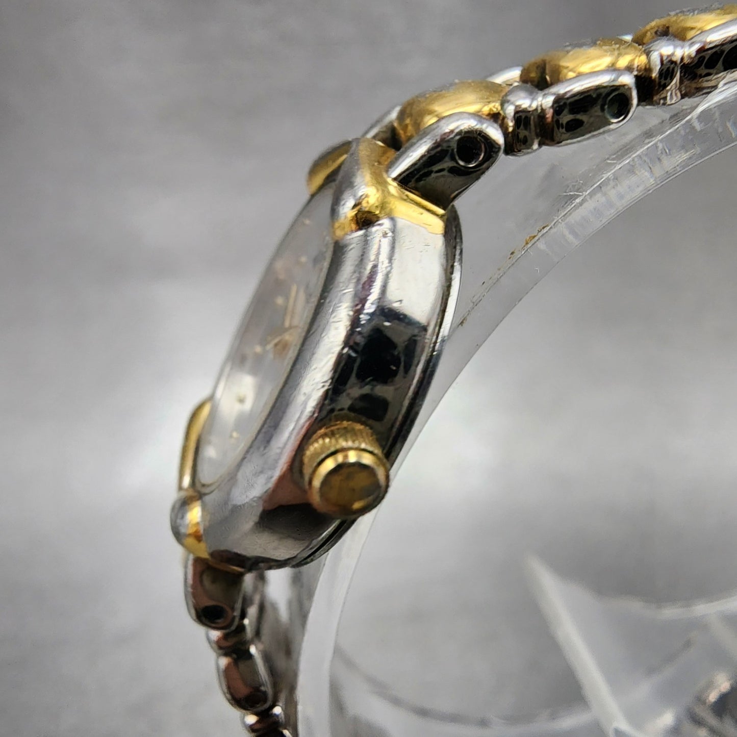 Bulova Watch Women 21mm White Dial Two Tone Oval Heart Links 98P11 New Battery2