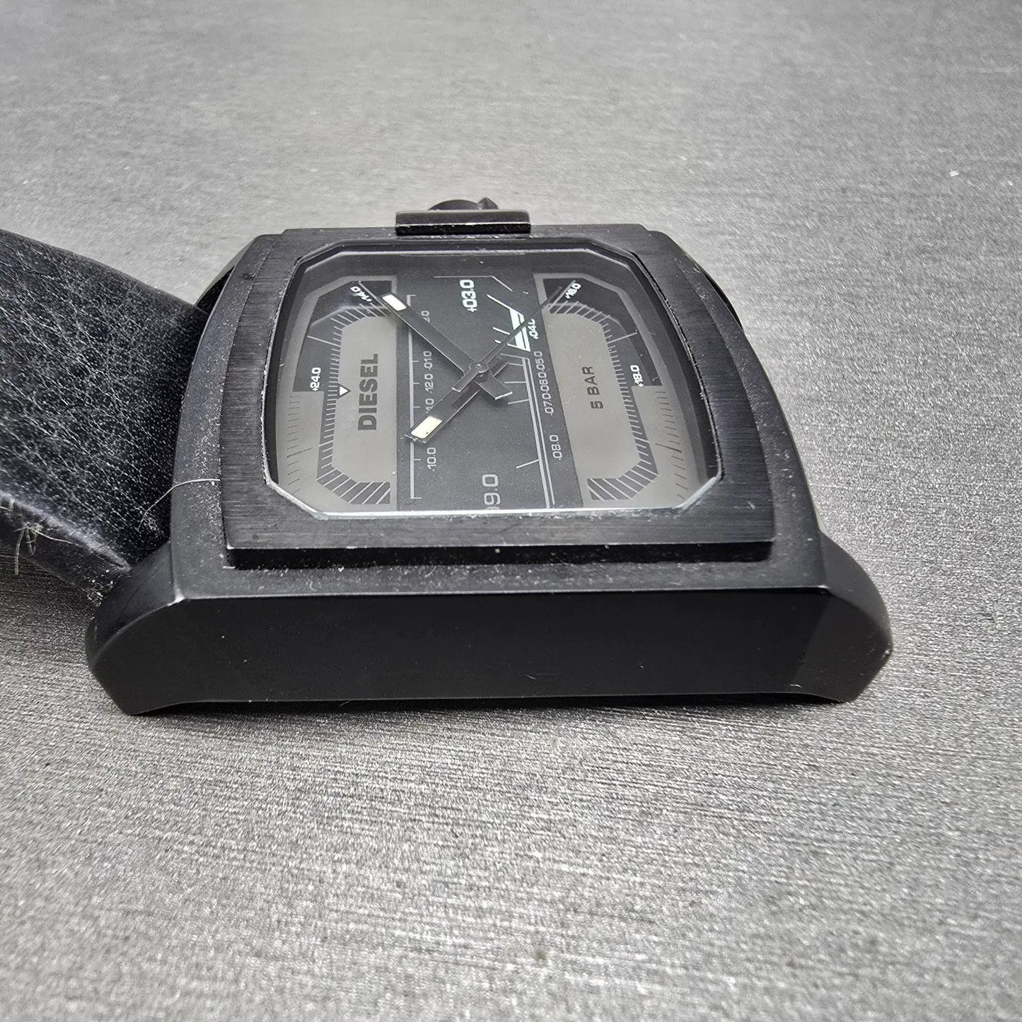 Diesel Watch Men 42mm Black Dial Black Tone DZ-1463 Rectangle PARTS6