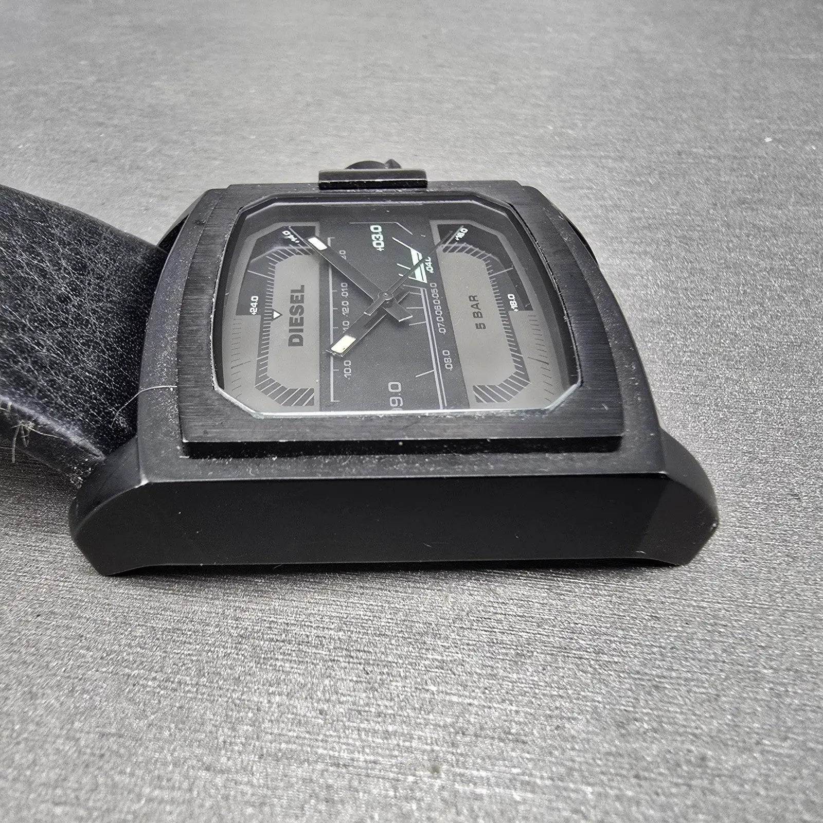 Diesel Watch Men 42mm Black Dial Black Tone DZ-1463 Rectangle PARTS6