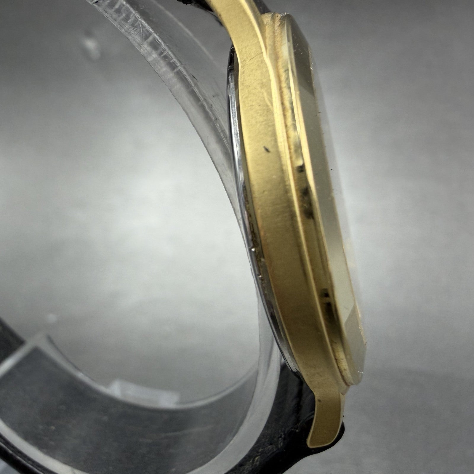 Movado Museum Watch Men 34mm Black Dial Gold Tone Round 87-D1-844 New Battery4