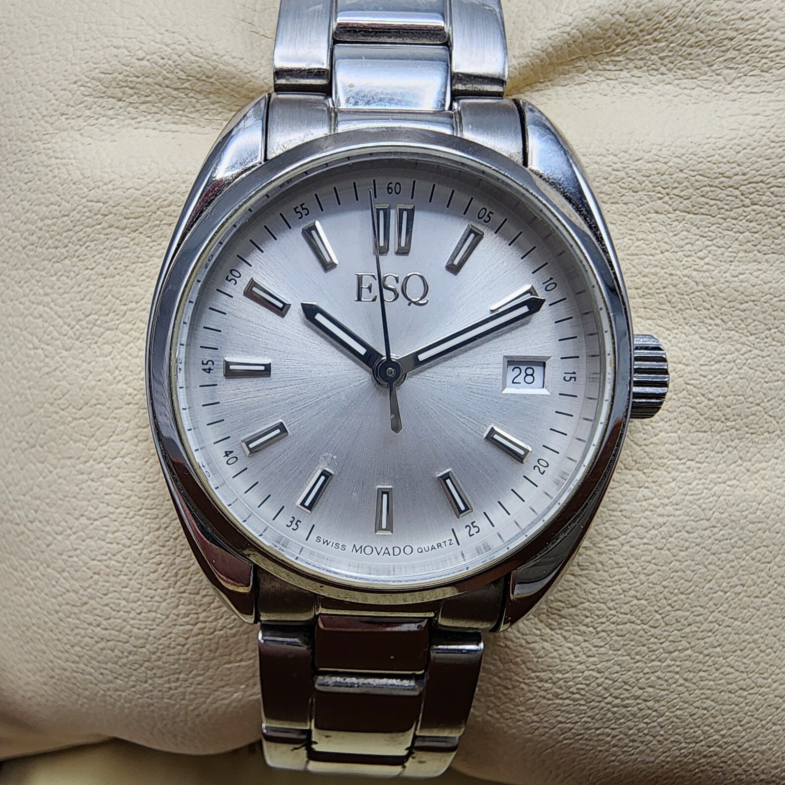 ESQ Watch Women 27mm Silver Dial Stainless Steel Date Round New Batt1