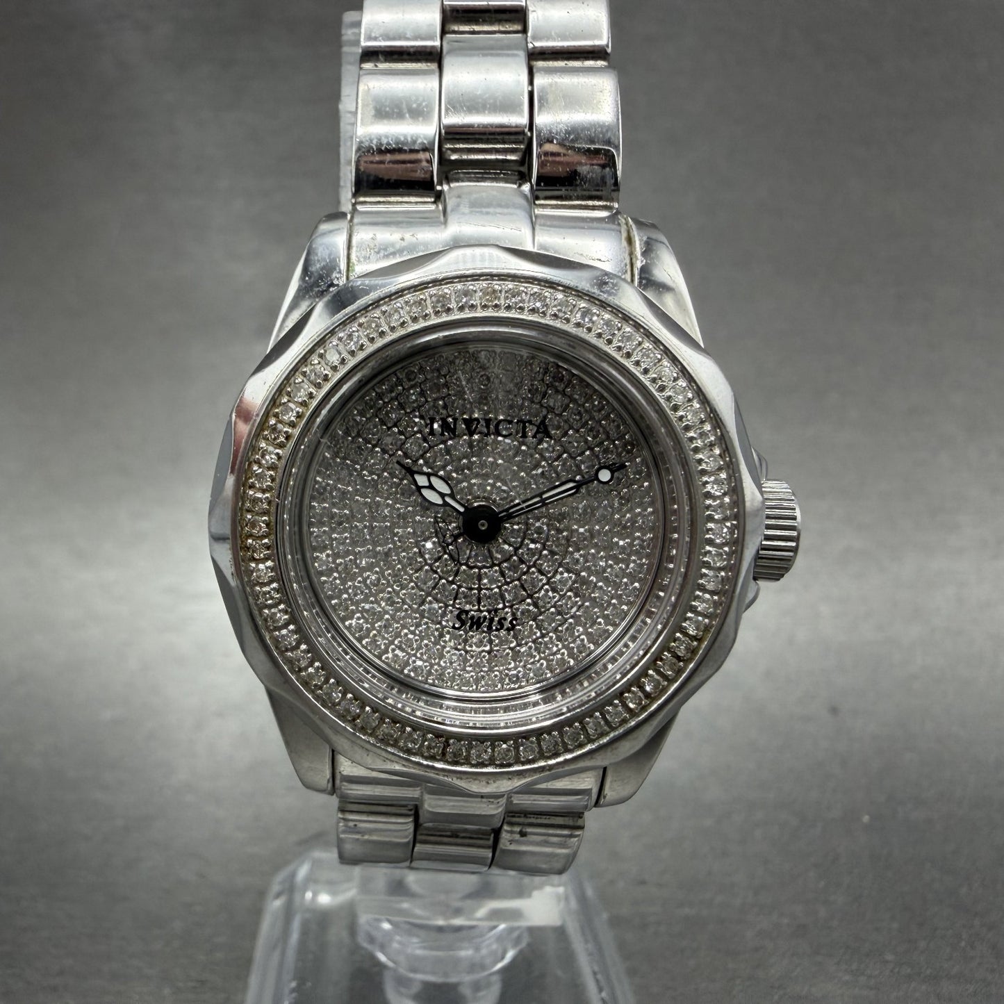 Invicta Dive Watch Women 31mm Diamond Dial & Bezel Steel Round New Battery 28240