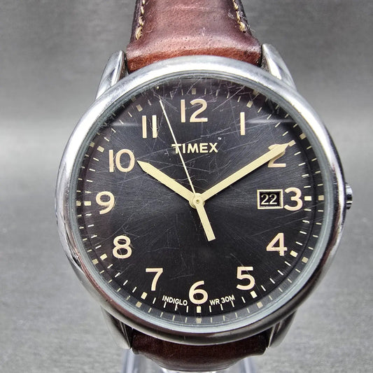 Timex South Street Watch Men 35mm Black Dial Silver Tone Date T2N948 New Battery0