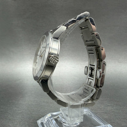 Burberry Watch Women 35mm Silver Dial Silver Tone Date Round BU9144 New Battery6