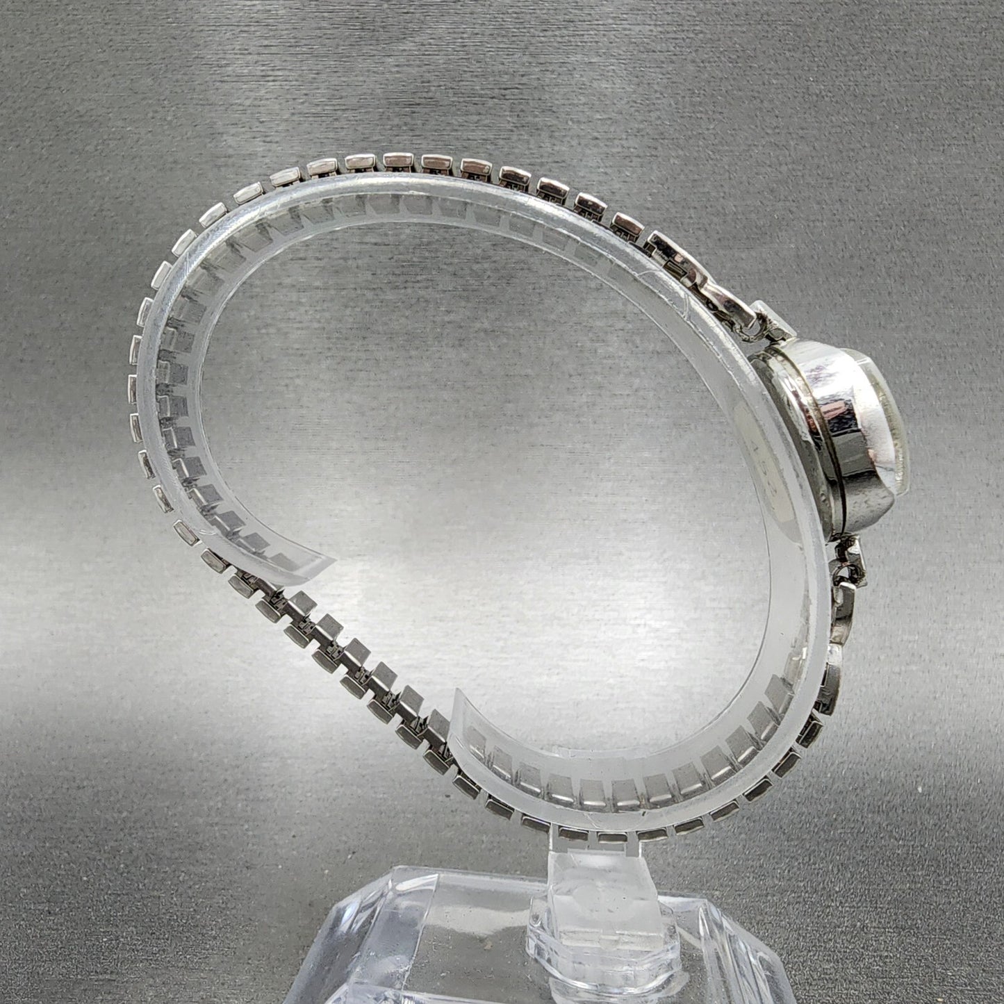 Wittnauer Watch Women 19mm White Dial Steel Round Manual Wind Runs NOS