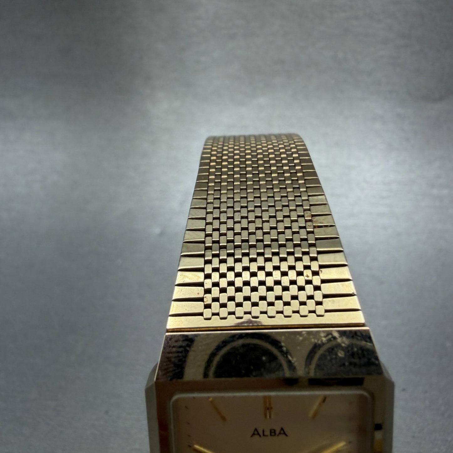 Seiko Alba Tank Watch Men 25mm Champagne Dial Gold Tone V801-5100 New Battery 5T4