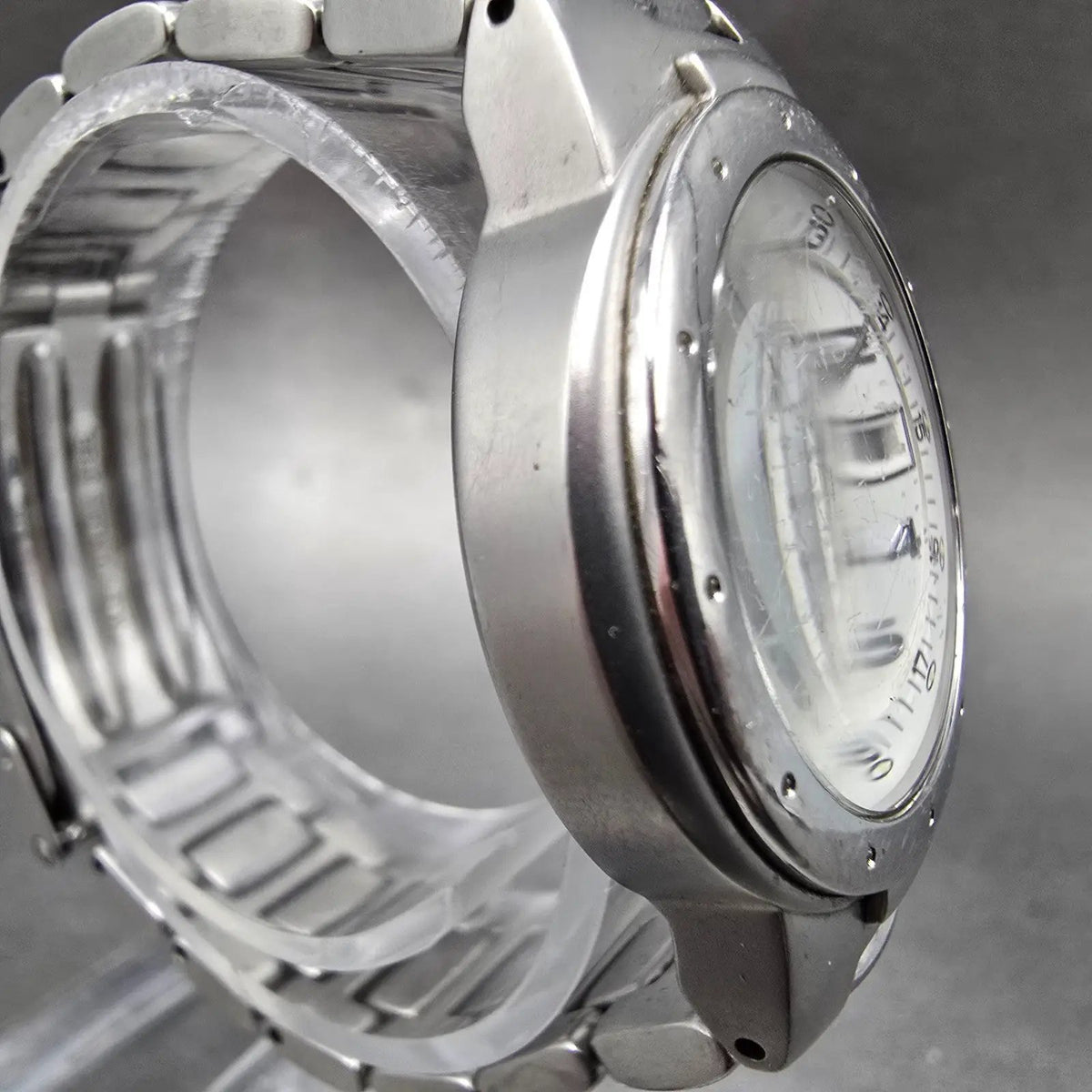 Victorinox Swiss Army Valiant Watch Women 32mm White Dial Silver Tone Date PARTS4