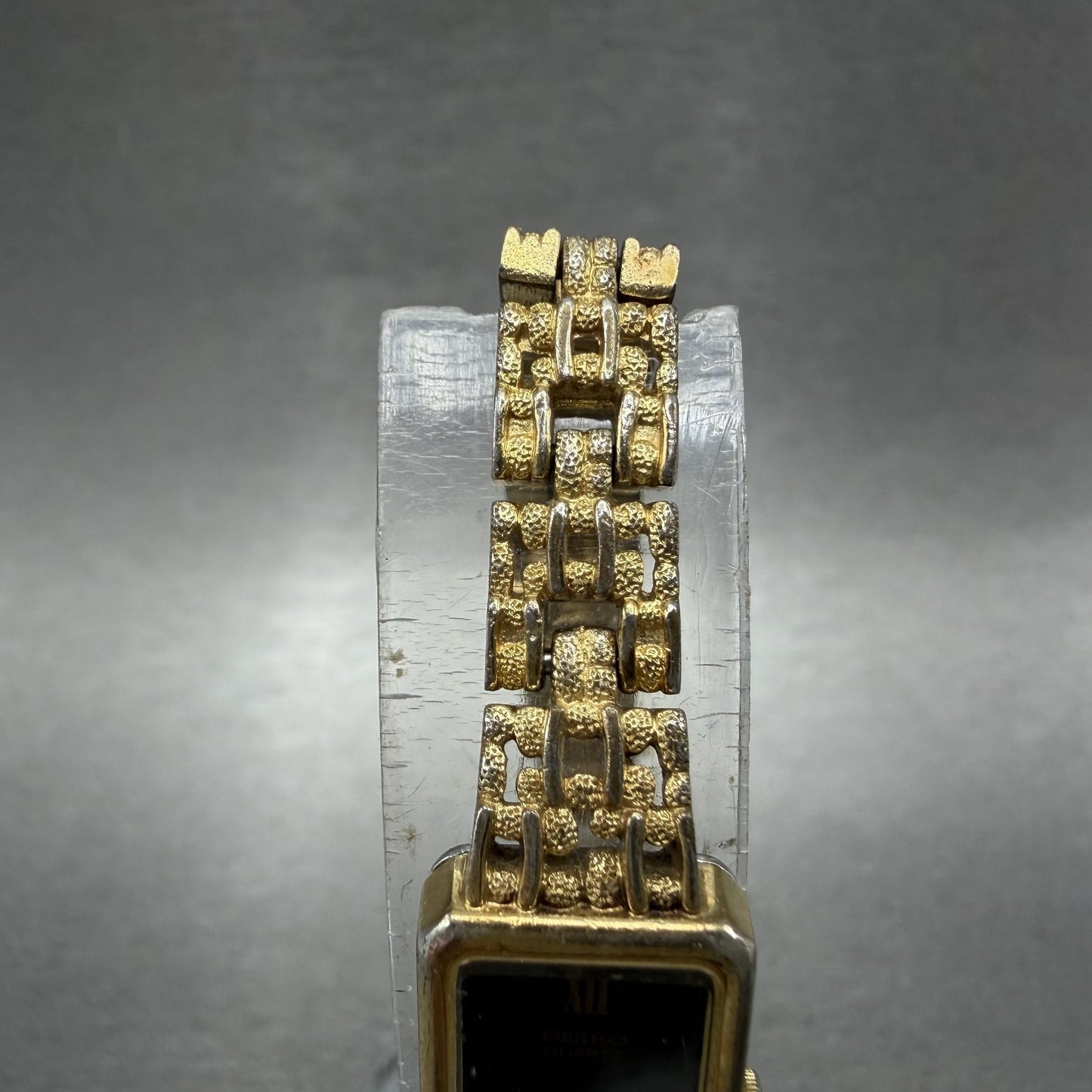 Seiko Tank Watch Women 13mm Black Dial Gold Tone Rectangle 13205249 New Battery4