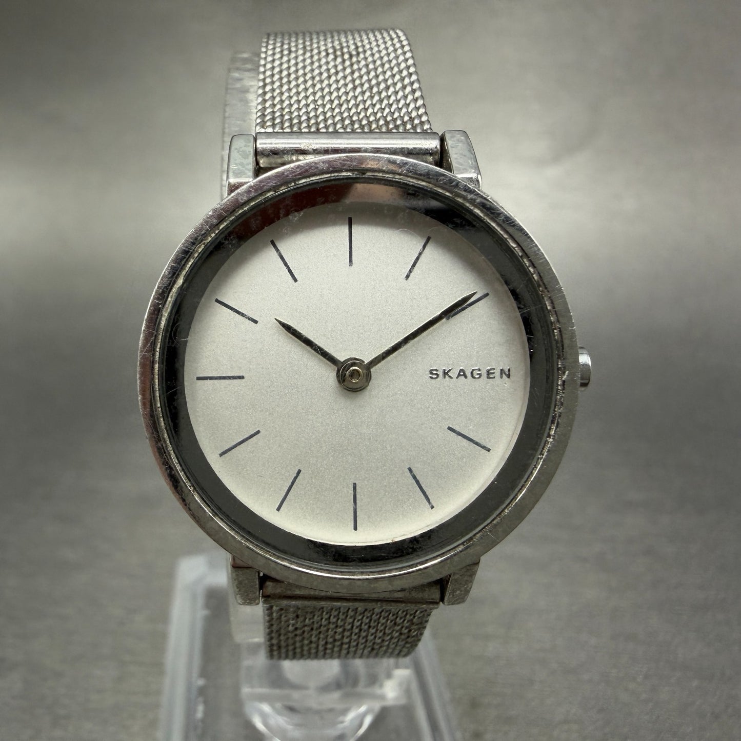 Skagen HALD Watch Women 26mm Silver Dial Silver Tone Round Mesh Band New Battery0