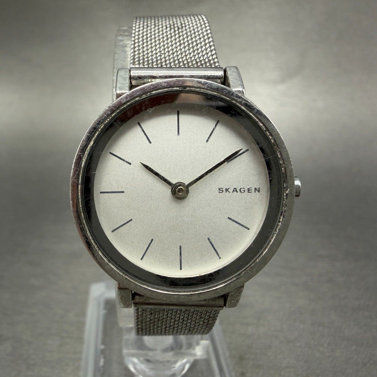 Skagen HALD Watch Women 26mm Silver Dial Silver Tone Round Mesh Band New Battery0